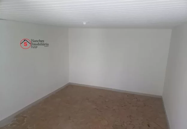 Imagem CASA TÉRREA COM 3 DORMITÓRIOS A VENDA NA VILA ZELINA, COM QUINTAL, CHURRASQUEIRA, JARDIM E PISCINA. A 10 MINUTOS A PÉ DO METRÔ VILA PRUDENTE.