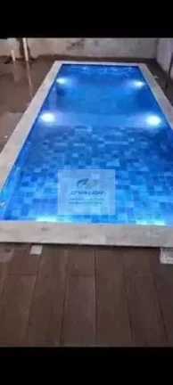 Imagem Vendo casa em condomínio fechado, com 202m², 3 suítes s/ 1 master, área gourmet, piscina e 4 vagas