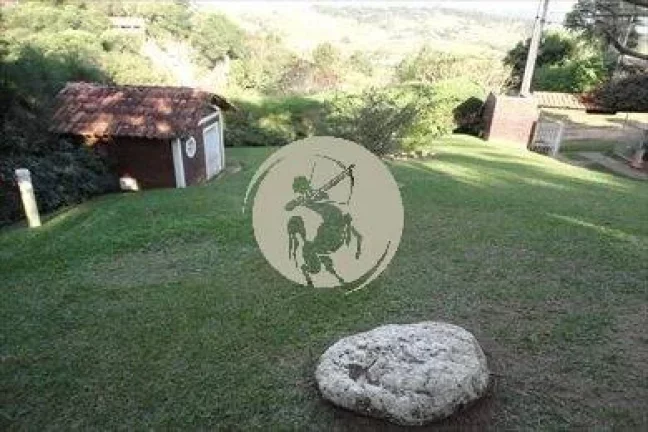 Imagem MARAVILHOSA CASA EM CONDOMINIO FECHADO ESTUDA PERMUTA TOTAL OU PARCIAL.