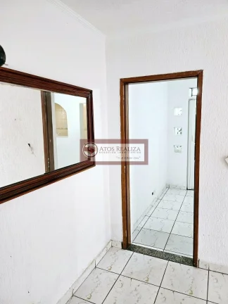 Imagem Alugo sobrado no Planalto Paulista, São 3 Dormitórios, 2 Salas, 1 vaga de Garagem, imóvel bem localizado, próximo a Av dos Bandeirantes, Av 23 de Maio, Hospital Moriah, Aeroporto de Congonhas e muito mais, R$ 2.400, agende uma visita.