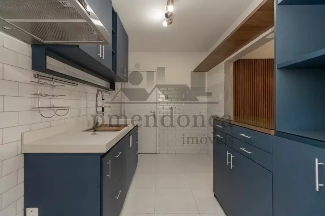 Imagem Ibirapuera, apato reformado, 3 dormts, 1 suite, 2 vagas