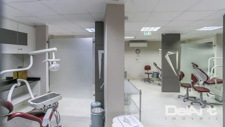 Imagem Sala/Conjunto Comercial Corporativo LOCADA - 182,61m2 + 02 vagas - Edifício Curitibano Prime Center - R$ 1.450.000,00 - Água Verde.