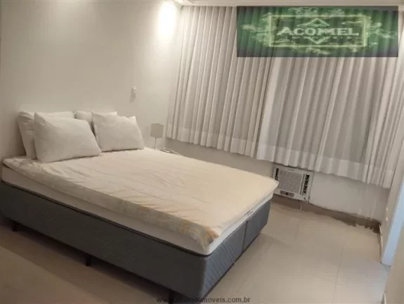 Imagem Casas no Litoral para venda em Guarujá no bairro Acapulco