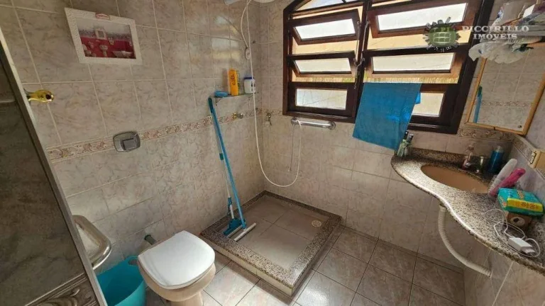 Imagem Casa com 3 dormitórios à venda, 190 m² por R$ 1.650.000,00 - Canto do Forte - Praia Grande/SP