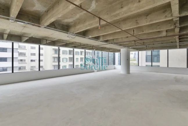 Imagem Conjunto Comercial para Alugar em Cerqueira César - São Paulo/SP.