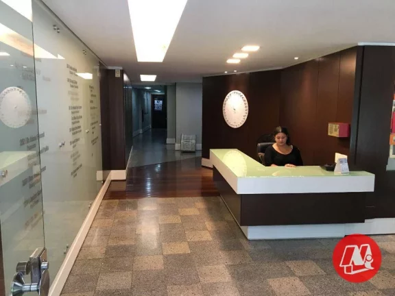 Imagem Excelente Sala Comercial no Bairro Petrópolis