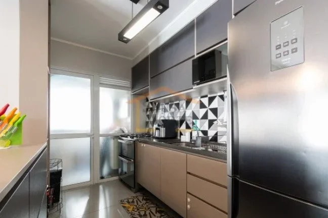 Imagem Apartamento à venda, com 88m², 2 dormitórios, sendo 1 suite, 2 banheiros, possui cozinha integrad...