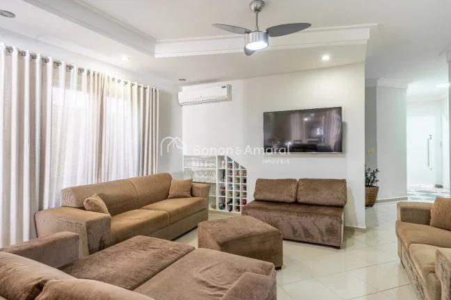Imagem Maravilhoso sobrado com 404 m² de área construída, sendo 03 suítes com ar condicionado(uma no pi...