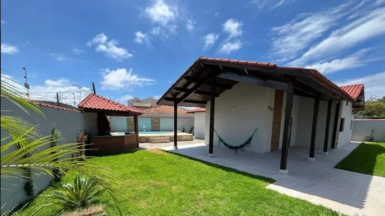 Imagem Casa para Venda em Itanhaém, Praia dos Sonhos, 5 dormitórios, 2 suítes, 2 banheiros, 4 vagas