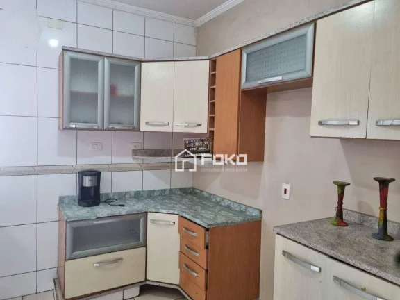 Imagem Casa com 4 dormitórios à venda, 220 m² por R$ 750.000,00 - Jardim Paraventi - Guarulhos/SP