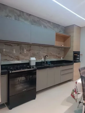 Imagem Casa em Condomínio para Venda em Cuiabá / MT no bairro Jardim Imperial