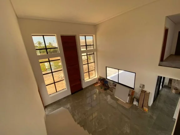 Imagem Casa no Condomínio Lago Paranoá - Amplos Espaços e Conforto!