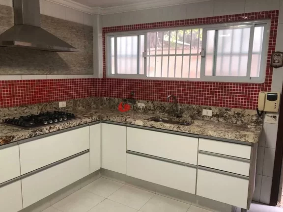 Imagem Sobrado para locação, 3 Quartos, 3 Suítes, 4 Vagas, Vila Floresta, Santo André, SP