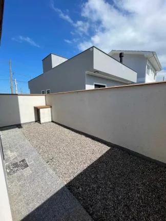 Imagem Sobrado com 2 suítes e 2 vagas de garagem – Loteamento Bela Vista | Palhoça/SC