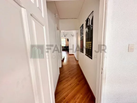 Imagem Casa Comercial de Alto Padrão no Jardim Paulista, São Paulo-SP: 6 Salas, 4 Banheiros, 8 Vagas, 375m² de Área