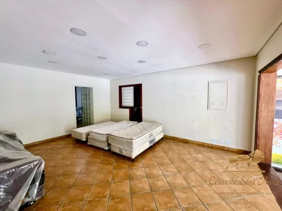 Imagem Lindo ponto comercial para locação no Capivari em Campos do Jordão-SP