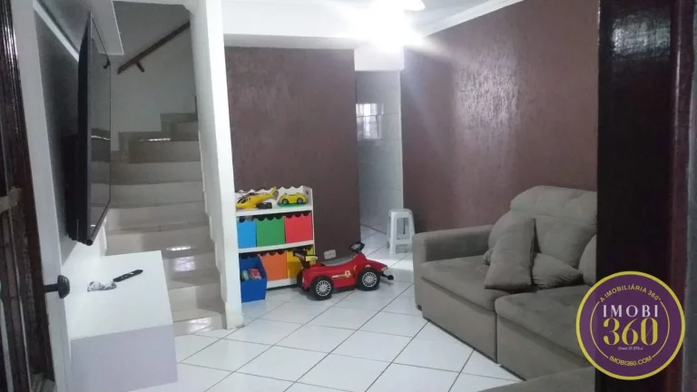 Imagem Lindo Sobrado de 2 Andares, em São Mateus - reformado a pouco tempo.