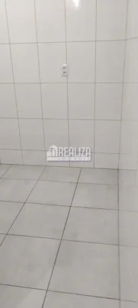 Imagem Apartamento à venda no Condomínio Residencial Aguas Cristalinas, bairro Conjunto Guanabara, Uberaba - 2 dormitórios, portaria 24hrs