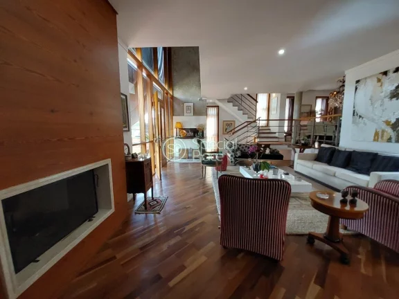 Imagem Charmosa e elegante casa em estilo praiano, com muitas janelas, bem iluminada e arejada disponível ...