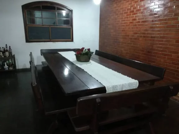 Imagem Sítio à venda em Maricá, Jardim Atlântico Central (Itaipuaçu), com 5 quartos, 250m2