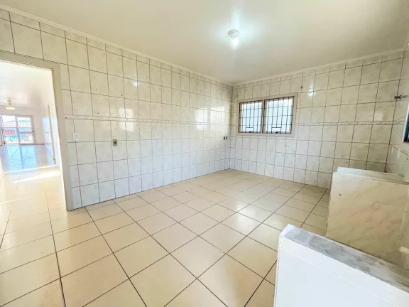 Imagem VNSMTESES 43 43947-MT - Casa à venda no bairro Vila Nova - Porto Alegre/RS