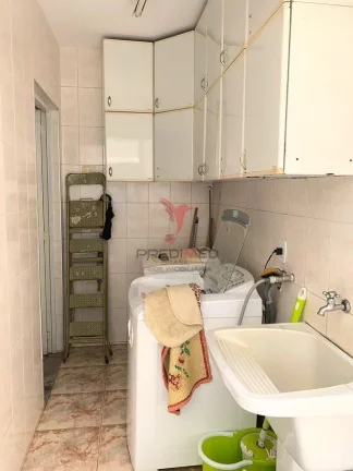 Imagem Compre essa ...oacute;tima casa, localizada no bairro Portal das Colinas. O im...oacute;vel cont...e...