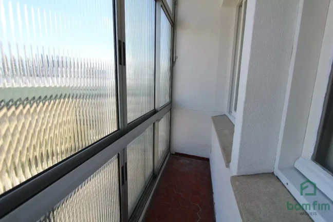 Imagem Apto de 3 dorm. um dorm. suíte, para aluguel na Bairro Bom Fim - Porto Alegre/RS.