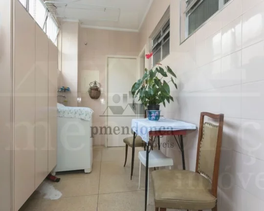 Imagem Apartamento com living para 3 ambientes, 3 dormitórios sendo 1 suíte com closet, banheiros sociais...