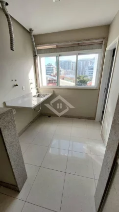 Imagem Apartamento de 4 Quartos para Venda na Barra da Tijuca com 288 m²