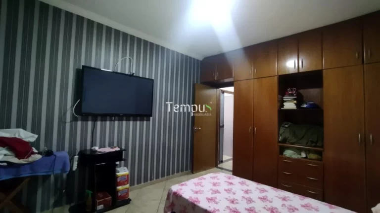 Imagem Casa Terrea, 4 quartos, piscina e churrasqueira, em Setor Bueno, Goiânia/GO