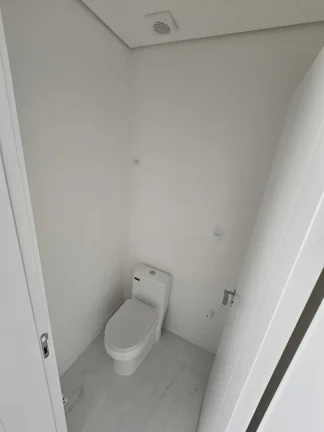 Imagem Apartamento com 2 suítes e 1 vaga de garagem em Camboriú/SC