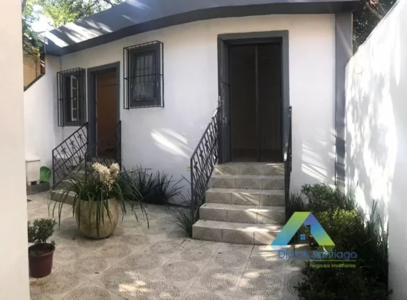 Imagem Casa a venda Cerqueira César · 220m² · 6 Quartos · 2 Vagas