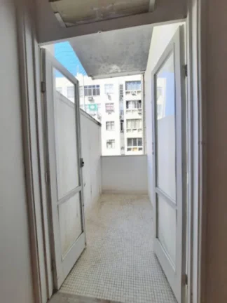 Imagem Vendo quadra da praia Domingos Ferreira de frente, 3 quartos, vaga .
