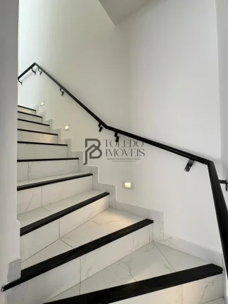 Imagem Casa Triplex de 2 dormitórios com suítes no bairro Tupi - Praia Grande