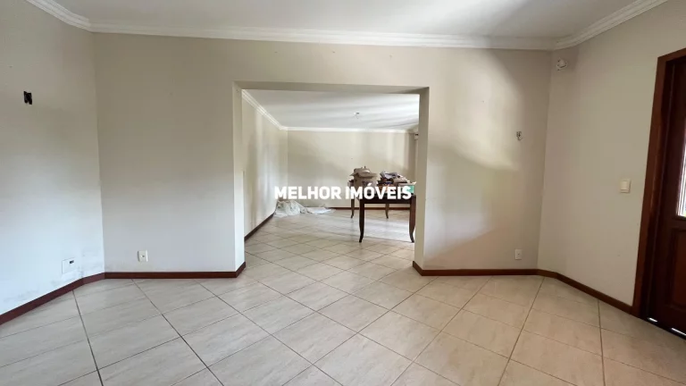 Imagem Casa a venda no Condomínio Ariribá com 600m² em Balneário Camboriú