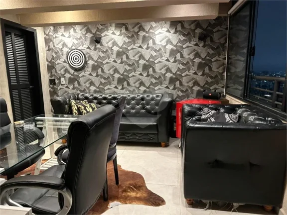 Imagem Cobertura à venda com 3 quartos, sendo 1 suíte, no condomínio Wimbledon Park, São Paulo - SP
