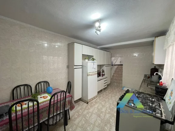 Imagem Sobrado a venda com 03 quartos e 02 vagas de garagem - Sacomã