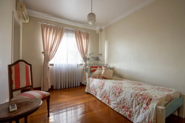 Imagem Apartamento Alto de Pinheiros, alto padrão com rua fechada e cancela, apartamento esta original e m...
