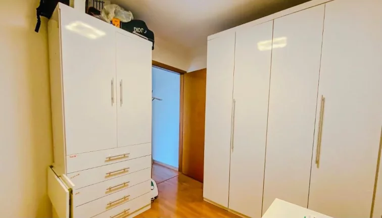 Imagem Sobrado Tatuapé - 125 m² - 3 Suítes - Closet - Varanda - Jd. de inverno - 5 Vagas de garagem - Aceita Financiamento e FGTS