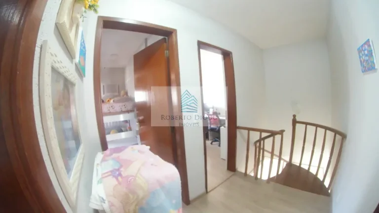 Imagem Casa em Condomínio de Luxo na Taquara, Rio de Janeiro - 3 Quartos, 1 Suíte, 1 Sala, 93m² de Área - Imperdível!
