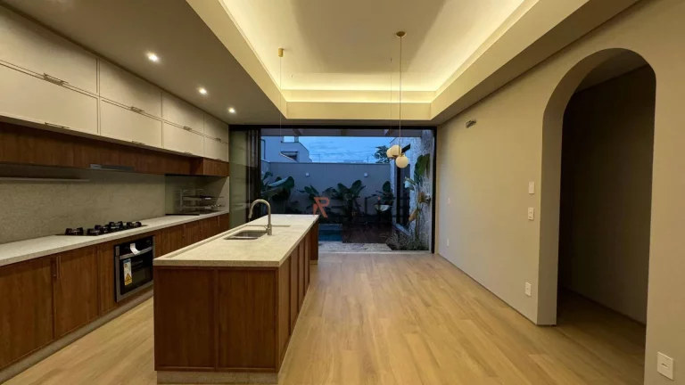 Imagem Casa com design sofisticado a venda por R$1.750.000, com 3 suítes e piscina em Condomínio Fechado - Indaiatuba/SP