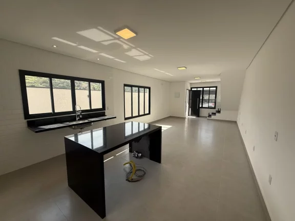 Imagem Linda Casa com Piscina no Residencial Nova Jaguari