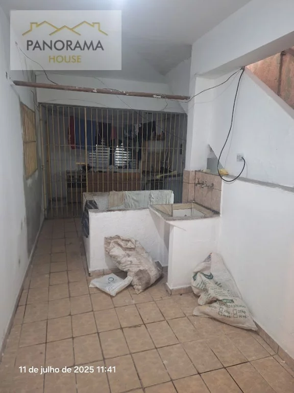Imagem Casa com 1 Quarto para Alugar,  em Serraria - Diadema