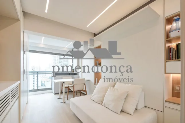 Imagem Apartamento na região de Pinheiros com 1 dormitório e 1 vaga, 30m²