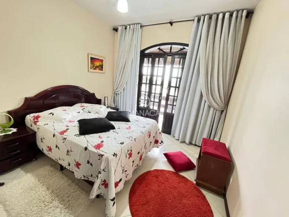 Imagem Sobrado Alto Padrão com Vista para o Mar – Centro de Barra Velha/SC