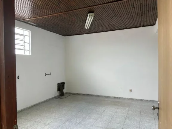 Imagem Galpão Comercial na Vila Antonieta - São Paulo-SP 380m² - 5 Banheiros Venda ou Locação