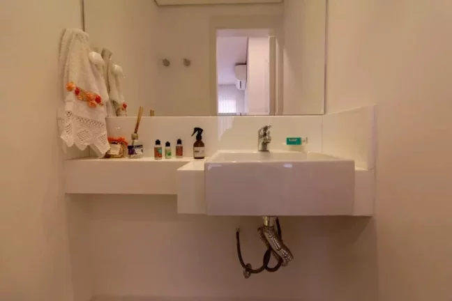 Imagem Apartamento Reformado 2 Quartos 1 Suíte 60m² Condomínio Completo Lavanderia Inclusa - Venda ou Locação - Vila Nova Conceição - São Paulo/SP - AP19037
