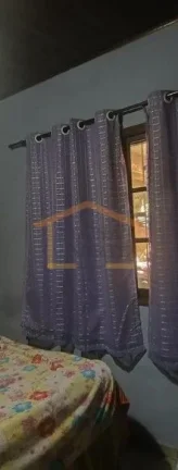 Imagem Sobrado bem estruturado, com acabamento externo totalmente revestido, dispensando manutenção de pi...