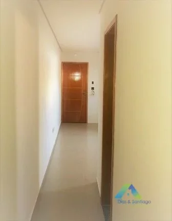 Imagem SANTO ANDRÉ Apartamento sem condomínio 49,5M², 2 dormitorios, 1 vaga ótima localização e valor !!!