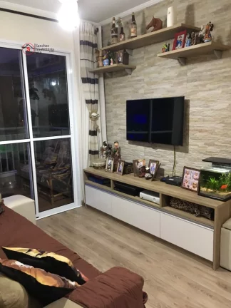 Imagem VENDO Apartamento de 55m, com armários planejados, 1 vaga